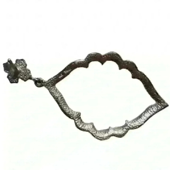 Beautiful earrings
Fine silver plated marcasite - Picture 3 of 4